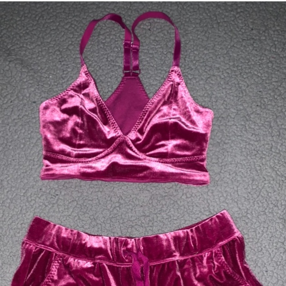 Velvet Intimate set